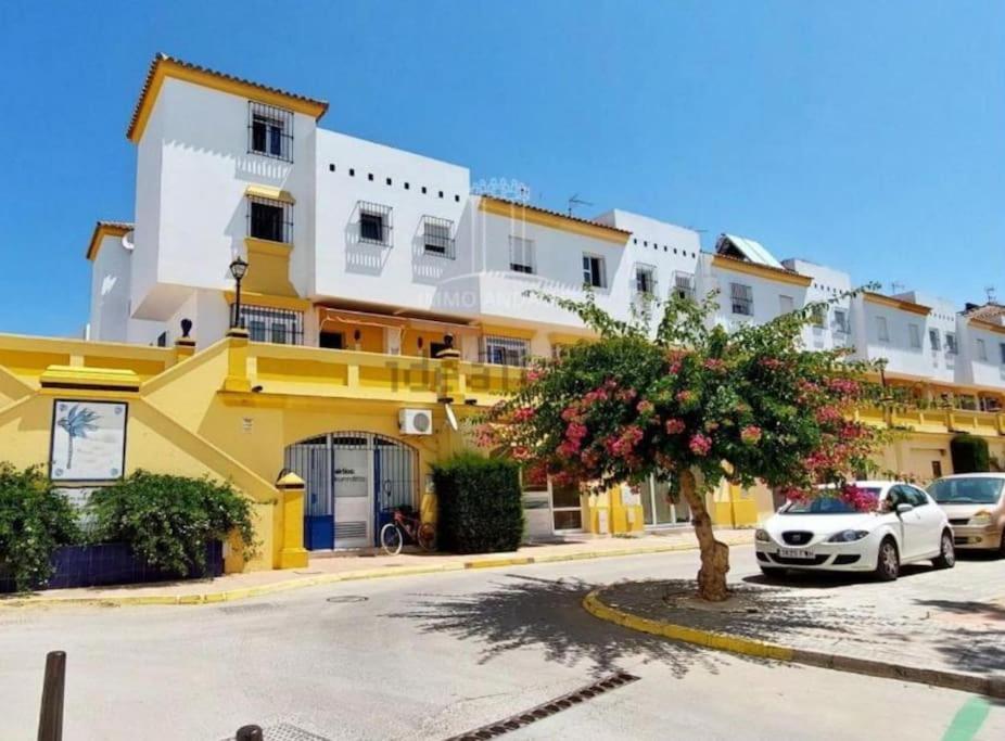 Casa Lola Conil, Azotea Al Mar Y Parking Solo Familias O Parejas Villa Conil De La Frontera Eksteriør billede